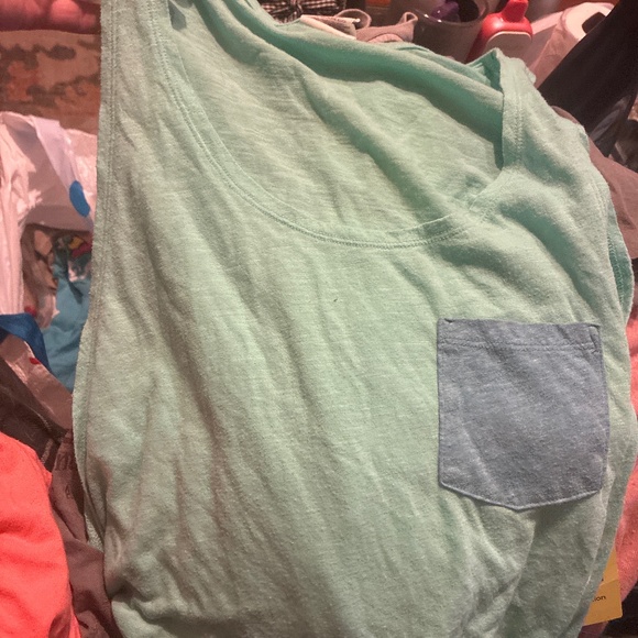 Pink top - Picture 1 of 2